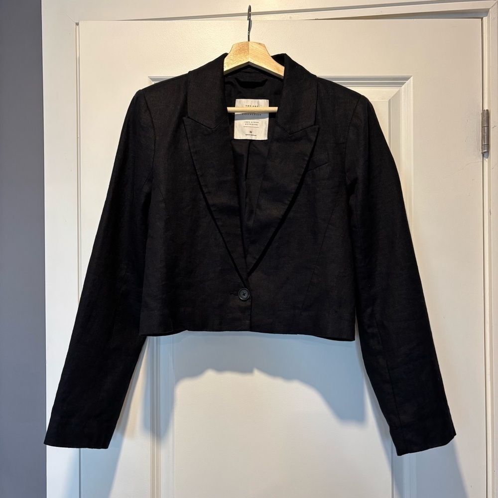 Abercrombie & Fitch Black Cropped Linen Blazer, Size M, Career, Shoulder Pads - Picture 2 of 11